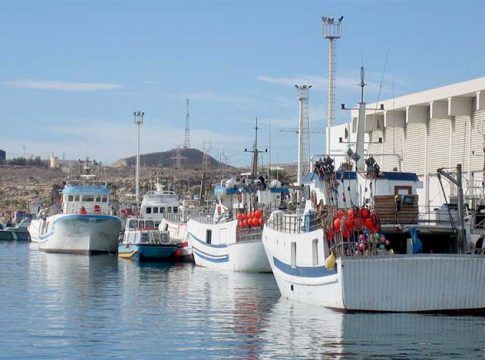 La Junta de Andalucía rechaza imponer limites y reducir zonas de pesca en el Golfo de Cádiz