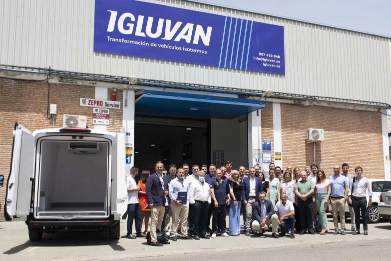 La empresa cordobesa Igluvan y Carrier forman al equipo comercial de Ford en transformación de vehículos industriales