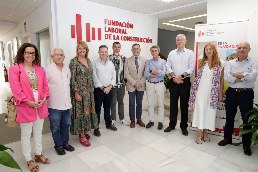 La presidenta del Puerto de Huelva acuerda trabajar de forma conjunta con la Fundación Laboral de la Construcción para mejorar la formación y el empleo en Huelva