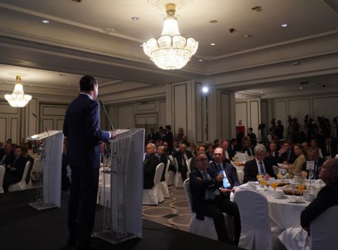 Moreno anuncia una nueva rebaja fiscal por 360 millones de euros que incluye la eliminación del Impuesto de Patrimonio