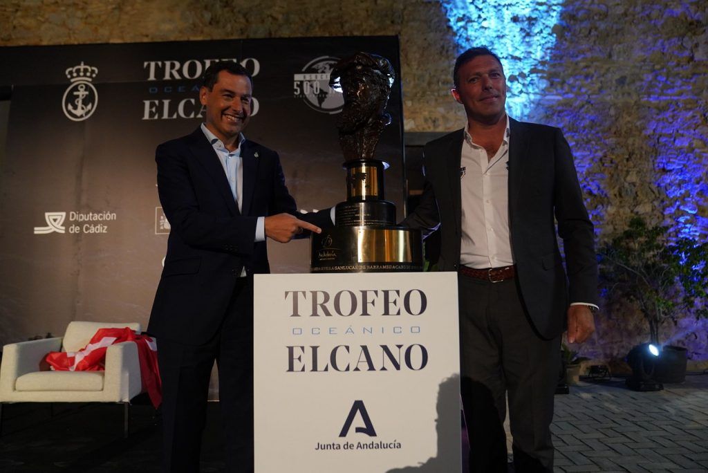 Moreno señala que el Trofeo Oceánico Juan Sebastián Elcano simboliza el espíritu del entusiasmo, la valentía y la superación