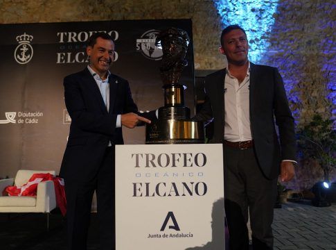 Moreno señala que el Trofeo Oceánico Juan Sebastián Elcano simboliza el espíritu del entusiasmo, la valentía y la superación