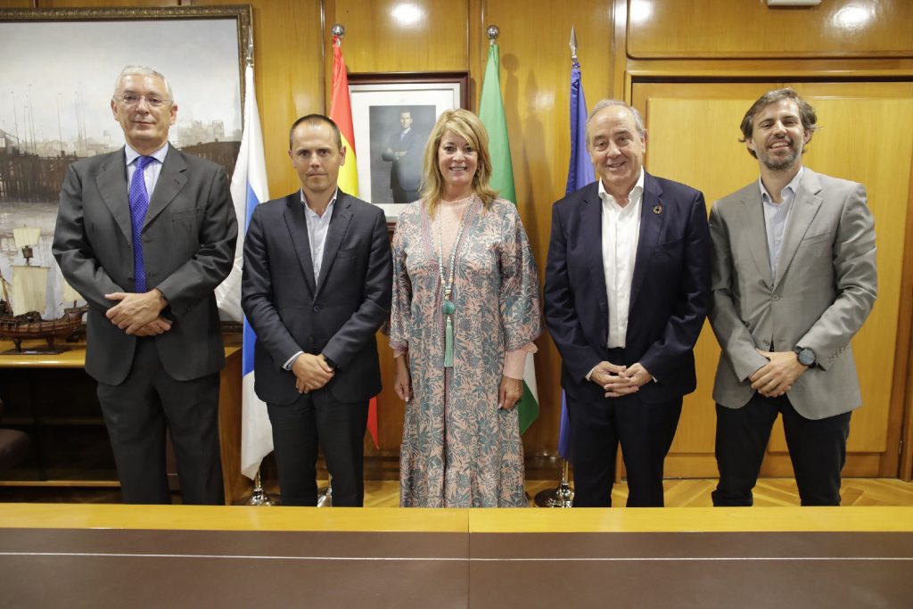 El Puerto de Huelva acogerá distintos proyectos en su zona de servicio para convertirse en un gran hub de energías renovables