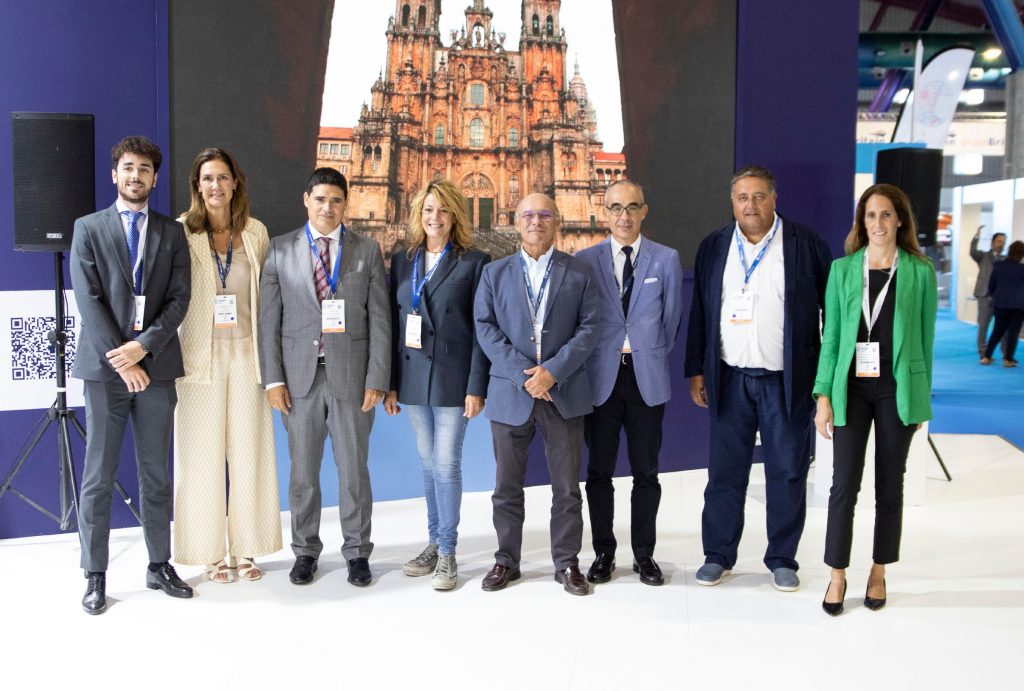 <strong>El Puerto de Huelva se reúne con múltiples navieras en el evento internacional Seatrade Cruise Med de Málaga para potenciar las escalas de cruceros