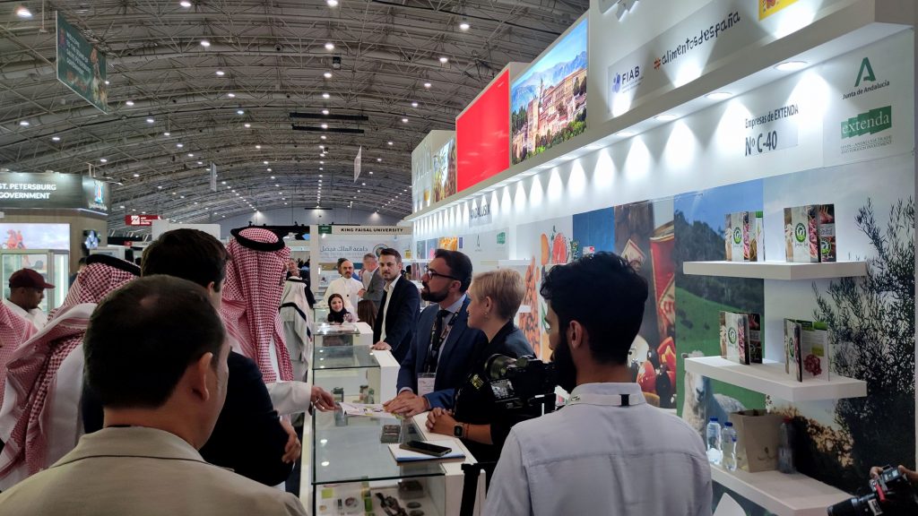 Arabia Saudí, que importó 20.778 millones de euros en productos agro en 2020, acoge en Foodex la oferta andaluza impulsada por Extenda