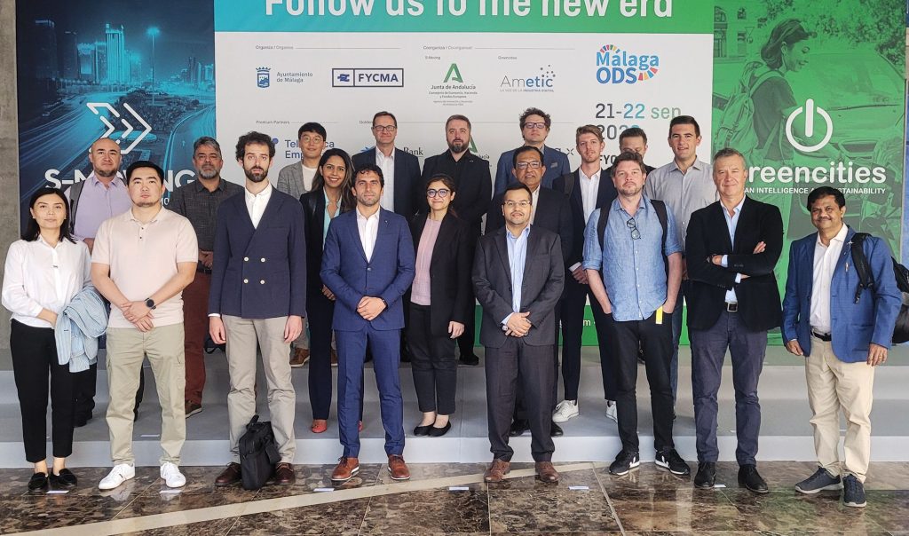Extenda posiciona a Andalucía como referente internacional en ciudades inteligentes y movilidad sostenible en Greencities y S-Moving