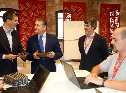 La Junta y Vodafone colaboran para acelerar la transformación digital de Andalucía