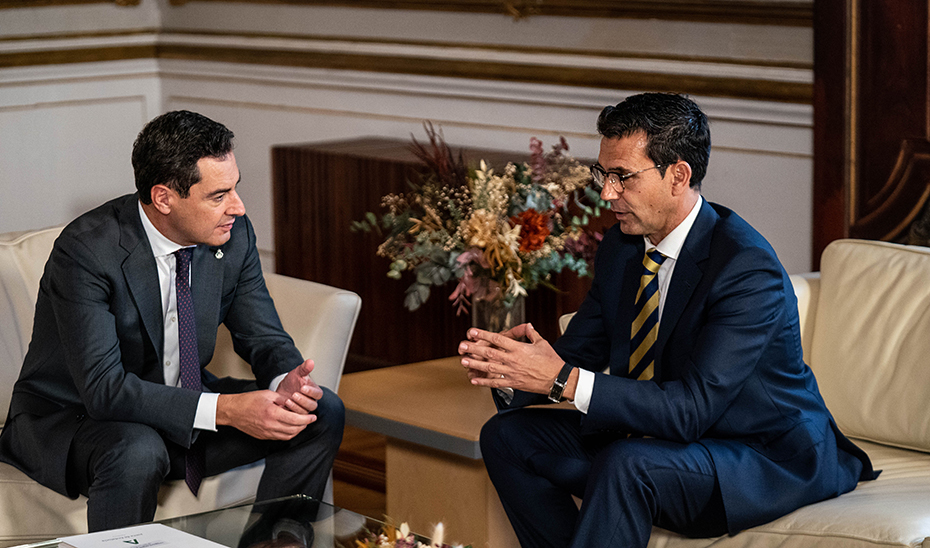 Moreno muestra el firme apoyo del Gobierno andaluz a Granada como sede de la Agencia Española de Supervisión de Inteligencia Artificial