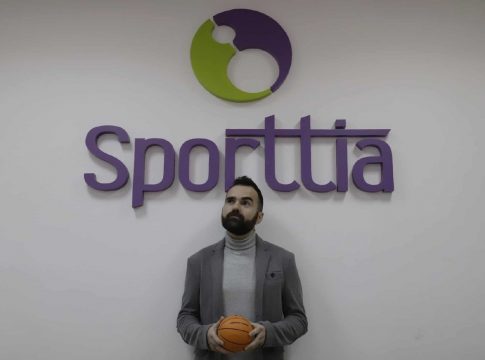 <strong>La app Sporttia convierte en inteligentes las instalaciones deportivas para hacerlas accesibles las 24h a golpe de clic</strong>