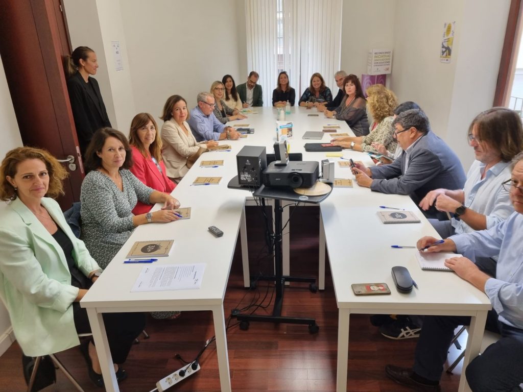 La Diputación y el Ayuntamiento de Málaga impulsan la creación del Foro Provincial de la Inversión de Impacto