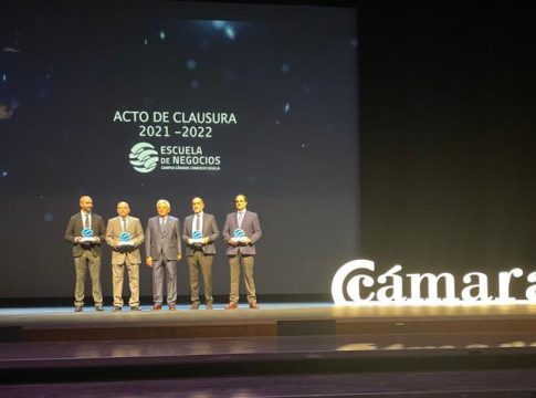 La Escuela de Negocios de la Cámara de Sevilla galardona a cuatro empresas por el valor que le dan a la formación de sus empleados