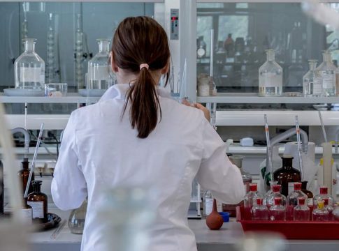 El gasto en I+D en Andalucía creció un 4,7% en 2021 hasta alcanzar casi los 1.703 millones