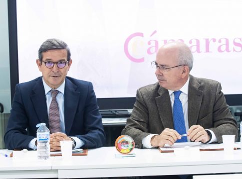 <strong>Cámaras de Comercio y Junta estudiarán vías para impulsar su colaboración en proyectos industriales y energéticos</strong>