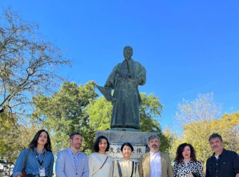 <strong>Coria del Río desvela a la directora de cine Chie Hayakawa de dónde viene la vinculación entre Japón y la localidad</strong>