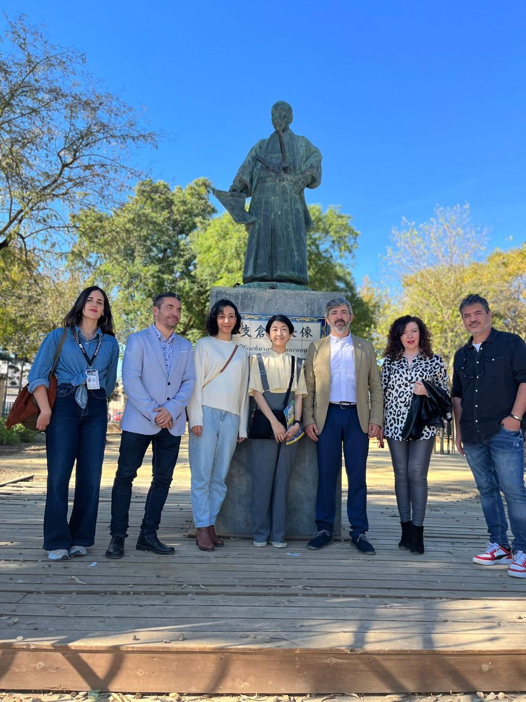 <strong>Coria del Río desvela a la directora de cine Chie Hayakawa de dónde viene la vinculación entre Japón y la localidad</strong>