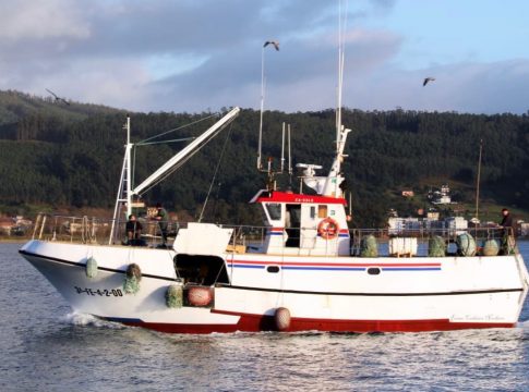 El sector valora el mantenimiento de ayudas al gasoil y lamenta que el Gobierno siga sin considerar al pescado como un alimento básico