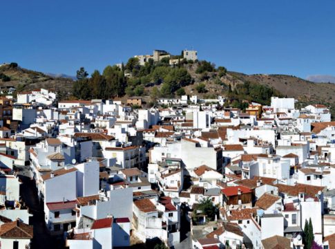Ana Millán: “Trabajaremos potenciando nuestro atractivo, organizando actividades culturales y festivas”