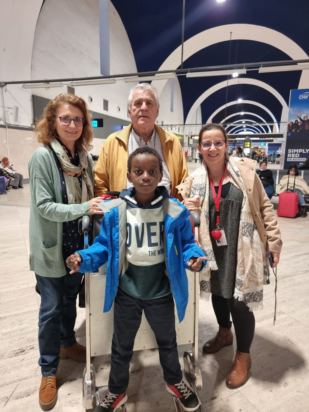 <strong>Ibrahima vuelve a su hogar por Navidad tras ser intervenido en el Hospital Reina Sofía de Córdoba</strong>