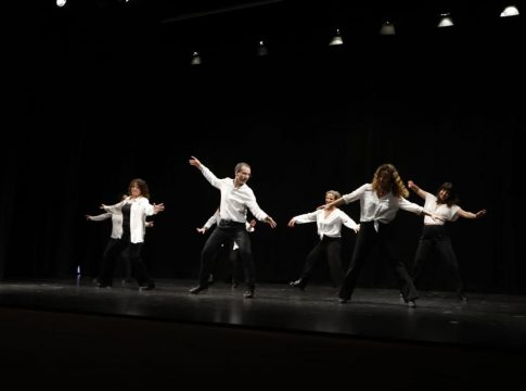 Gran afluencia de público de “Tomares Baila”