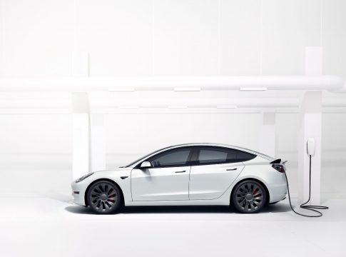 <strong><em>TORRE SEVILLA acoge pruebas de conducción de Tesla</em></strong>