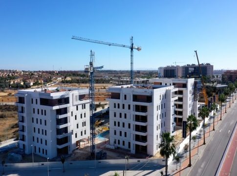 La construcción de los primeros proyectos de AEDAS Homes en Entrenúcleos (Dos Hermanas) avanzan a muy buen ritmo: más de 230 viviendas 