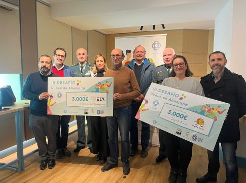 <strong>Fundación Grupo Oleícola Jaén, entrega los cheques solidarios con el dinero recaudado en el III Desafío Duque de Ahumada.</strong>