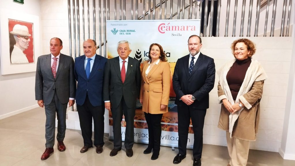 <strong>La Consejera de Agricultura destaca en la clausura de la Asamblea de la Lonja de Cereales de Sevilla que:</strong>