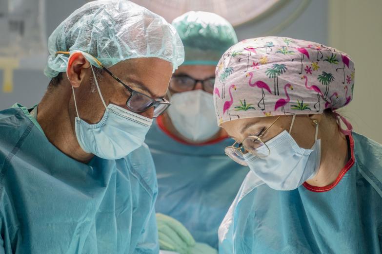 Quirónsalud Málaga, pionero en la provincia en realizar una innovadora técnica en cirugía del quiste pilonidal