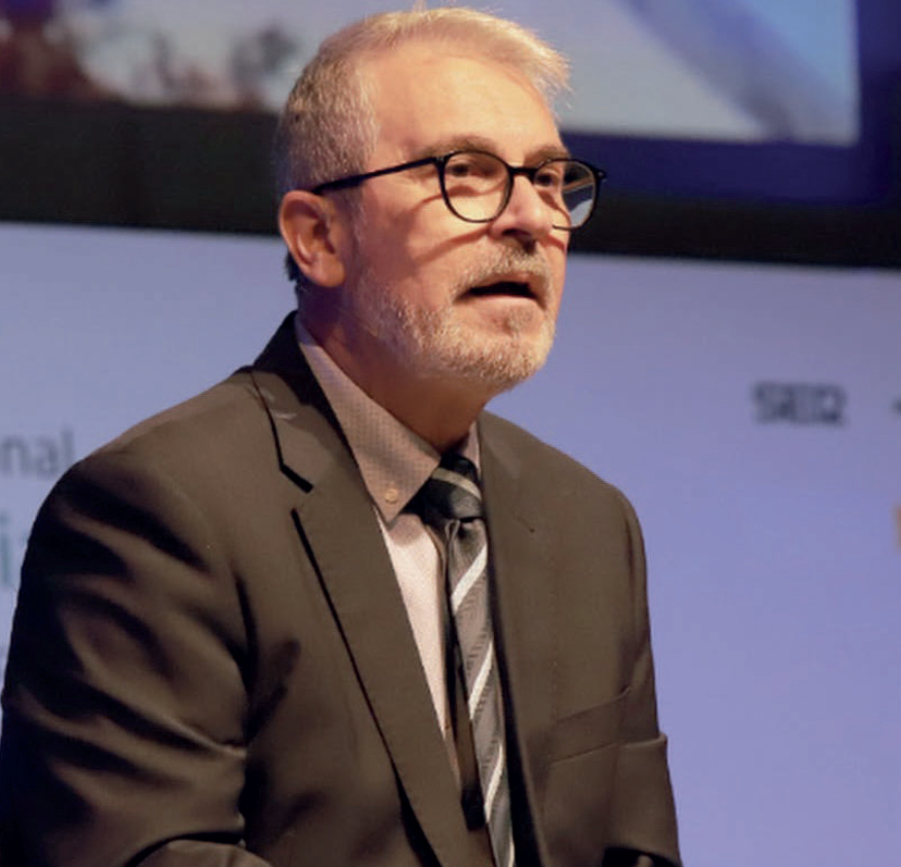 Antonio Jesús Reina: “Las elaboraciones que realizan en FITUR incluyen platos representativos y bebidas de la gastronomía Andaluza”