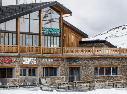 VIPS y OleMole vuelven una vez más a la estación de esquí de Sierra Nevada