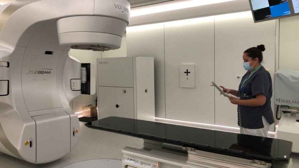 Los oncólogos médicos y radioterápicos destacan la importancia de la investigación y la prevención para frenar los casos de cáncer en Andalucía