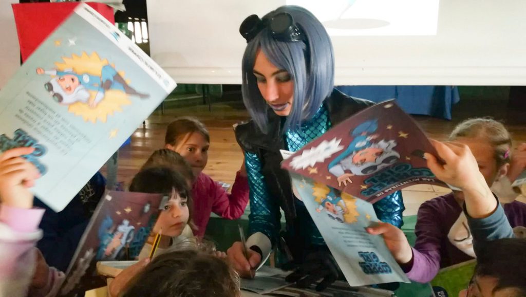 Copper Girl difunde los valores de la economía circular en doce centros educativos de Huelva