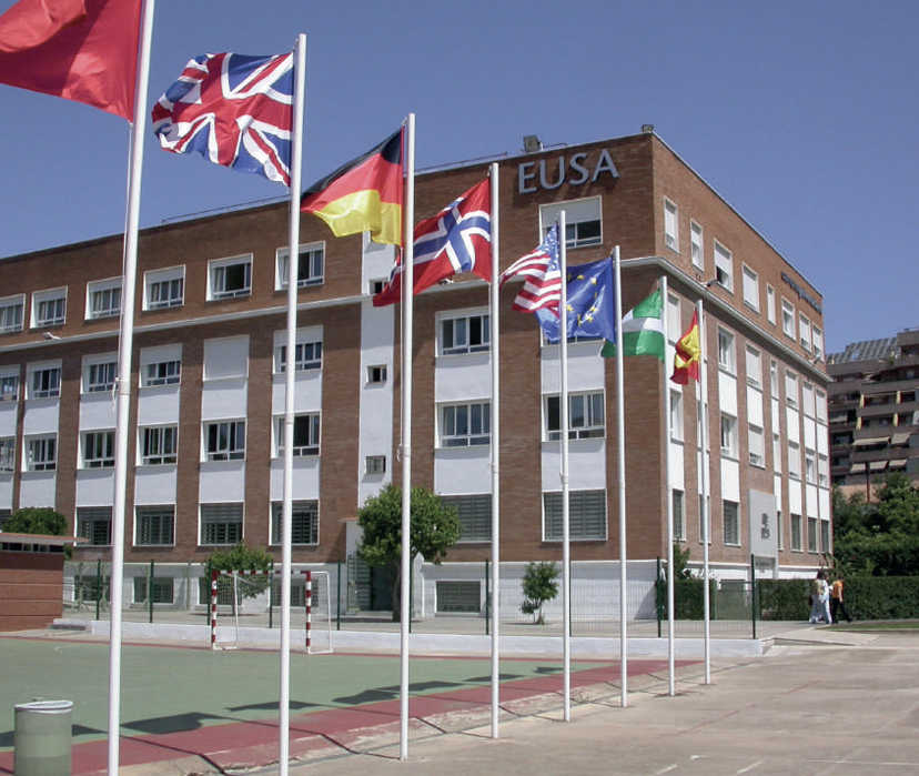 Javier Fernández: “EUSA es el único campus formativo en Andalucía donde se ha puesto en práctica la formación m-learning”