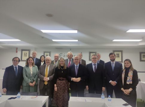 Cámaras de Comercio y Consejería de Universidad acuerdan potenciar su colaboración en emprendimiento e innovación 