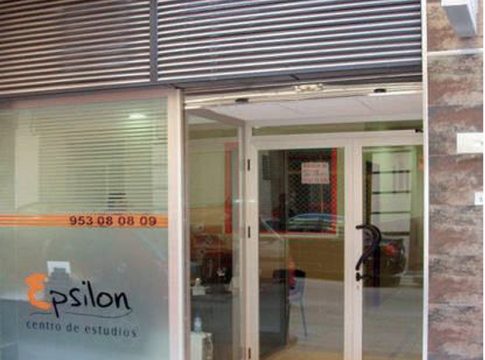 José Alberto: “Epsilon: una academia que recupera la hegemonía de las clases presenciales”