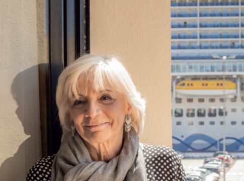 Teófila Martínez Saiz: “Vamos a ser el primer puerto de España en ofrecer conexión eléctrica a cruceros en muelle”