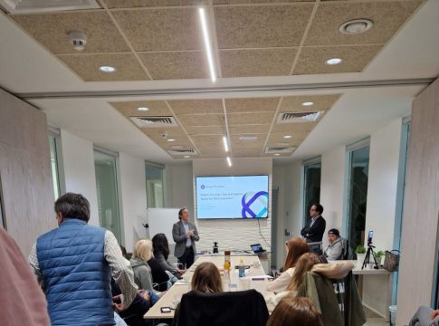 <strong>Una treintena de empresarios extranjeros aprenden  en Marbella cómo instalar sus empresas en España</strong>