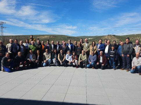 Puerta de las Villas, referente en la producción de AOVE ecológico, acoge el décimo aniversario de Tierra Verde para potenciar un olivar más sostenible y rentable
