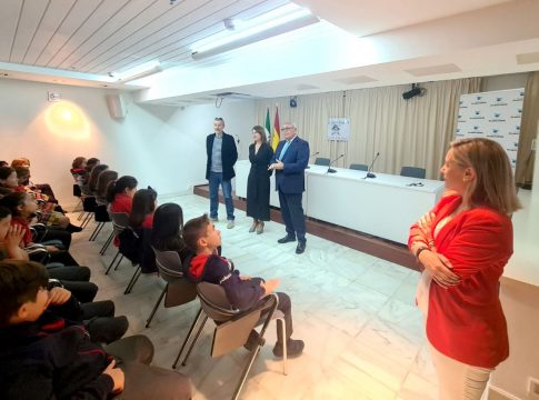 La Fundación Atlantic Copper acerca la lectura y el teatro a los más pequeñas