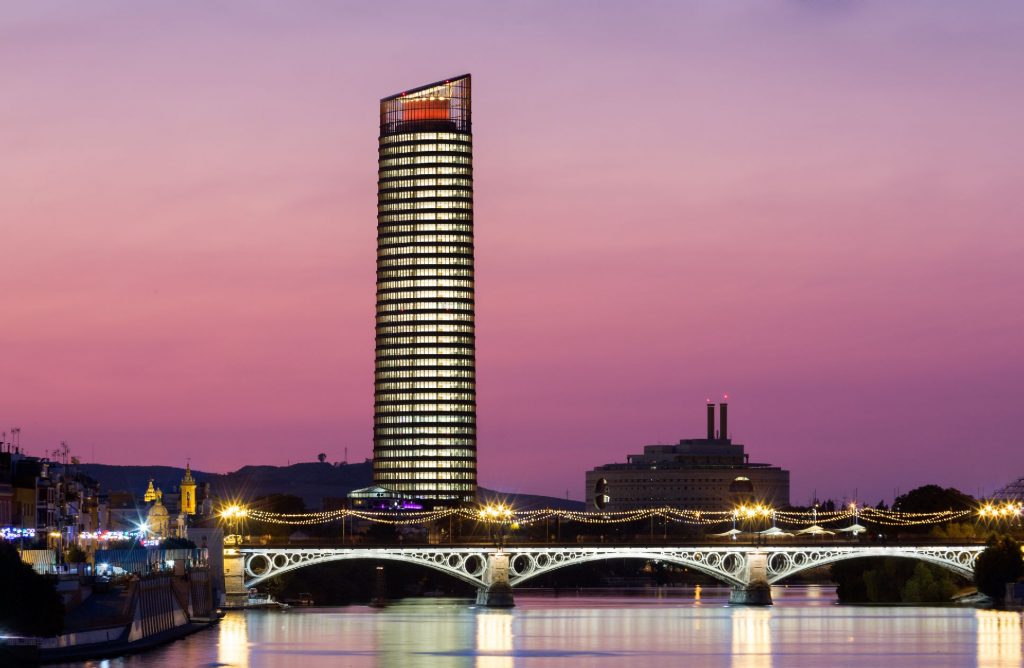 <strong><em>eks Energy abre oficinas en TORRE SEVILLA </em></strong>