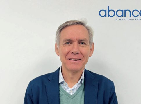 Carlos Campoy Zuasti: “Se espera un crecimiento extraordinario a nivel mundial en el sector de la eólica marina”