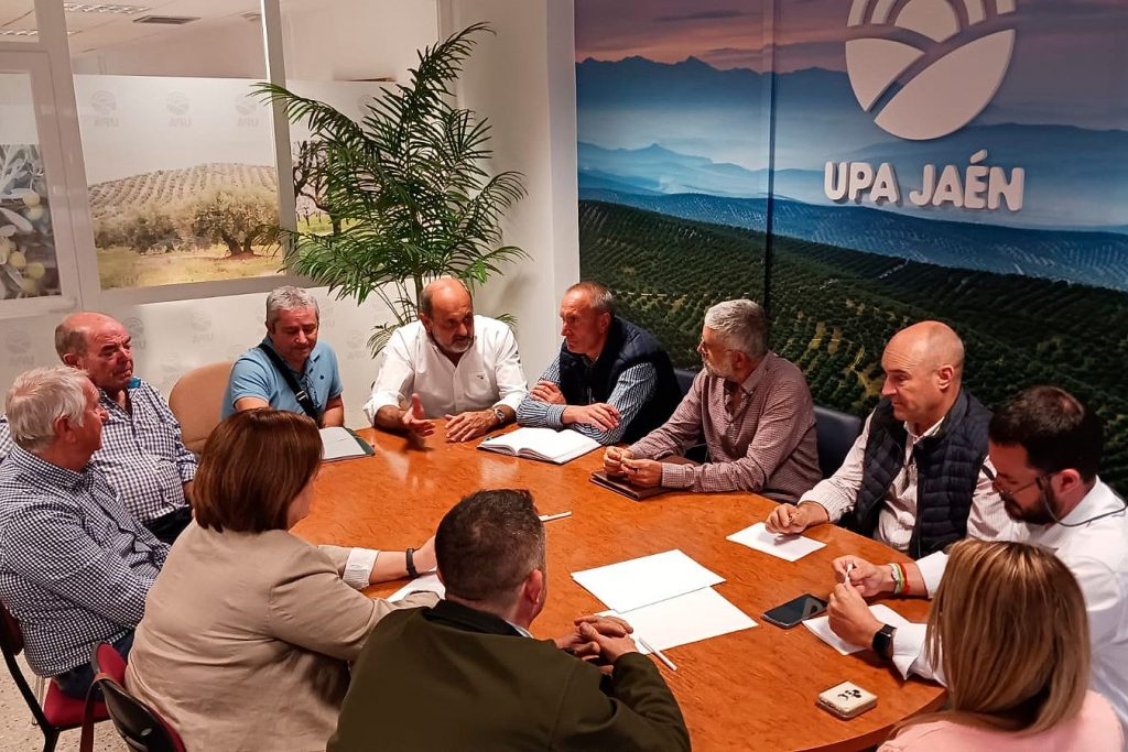UPA Jaén reclama a la CHG que constituya  la Mesa del Guadalbullón y permita sacar agua para el riego del olivar de forma inmediata