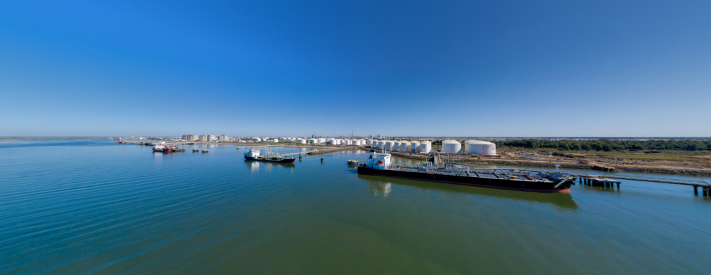 <strong>El Puerto de Huelva da un paso más para posicionarse como referente en el tráfico de graneles líquidos con la adjudicación de la redacción del proyecto de una nueva terminal</strong><strong></strong>