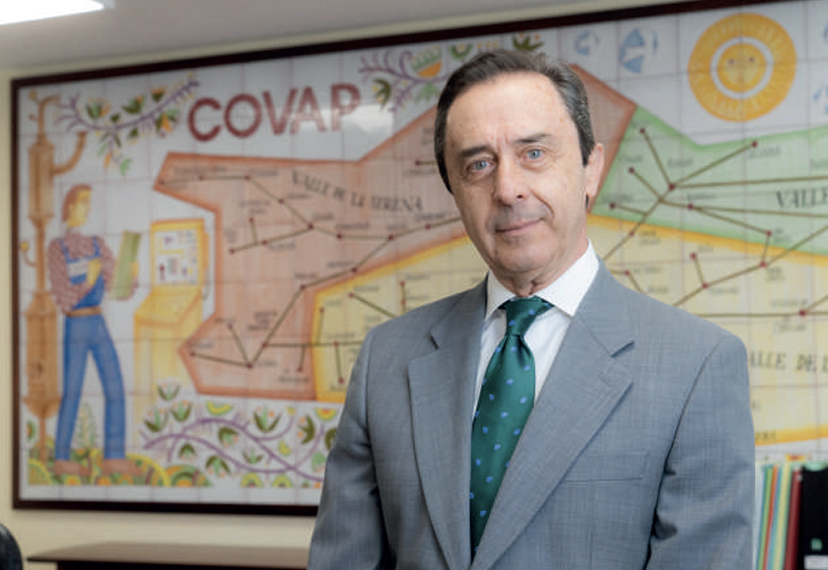 Ricardo Delgado Vizcaíno: “Nuestro modelo se asienta en granjas familiares profesionalizadas, que destacan por su eficiencia y productividad”