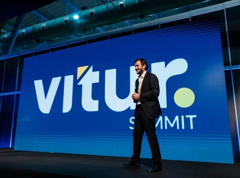 <strong>Vitur Summit 2023 clausura su octava edición con éxito de participación, al contar más de 650 profesionales de la industria de los apartamentos y viviendas turísticas</strong>