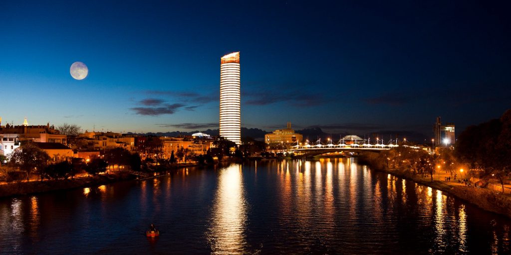 <strong><em>TORRE SEVILLA estrena servicio de alquiler de vehículos de la mano de Enterprise Holdings</em></strong>