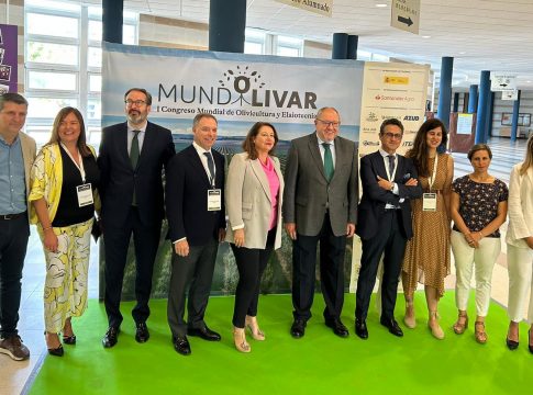 La Estrategia Andaluza apuesta por la economía circular para inyectar valor añadido al olivar.