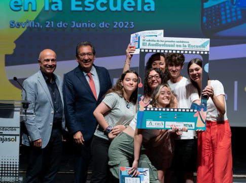 <strong>La Fundación Cajasol y el Consejo Audiovisual de Andalucía entregan los IX Premios “El Audiovisual en la Escuela”</strong>