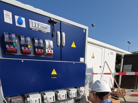 <strong>Endesa instala la última tecnología en un centro de transformación de Torreblanca</strong>