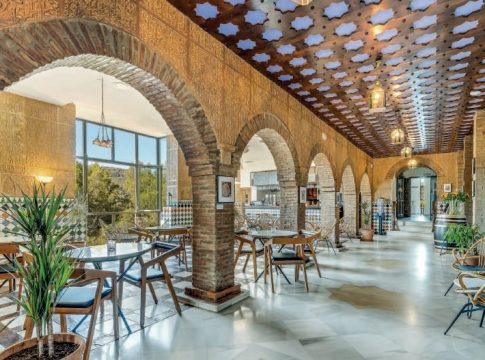 Arjan van de Vrande: “Somos un hotel con un carácter diferente, no sé encuentra otro igual”